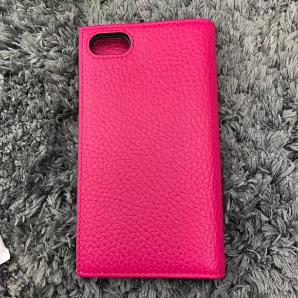 Gucci GG Marmont bifold Wallet Case iPhone 7/8 Case with interior card - Picture 15 of 15